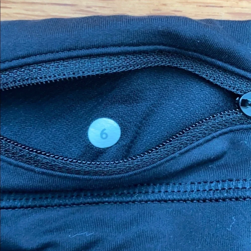 Lululemon Run: Inspire Crop Solid Black Size 6 - Picture 6 of 8